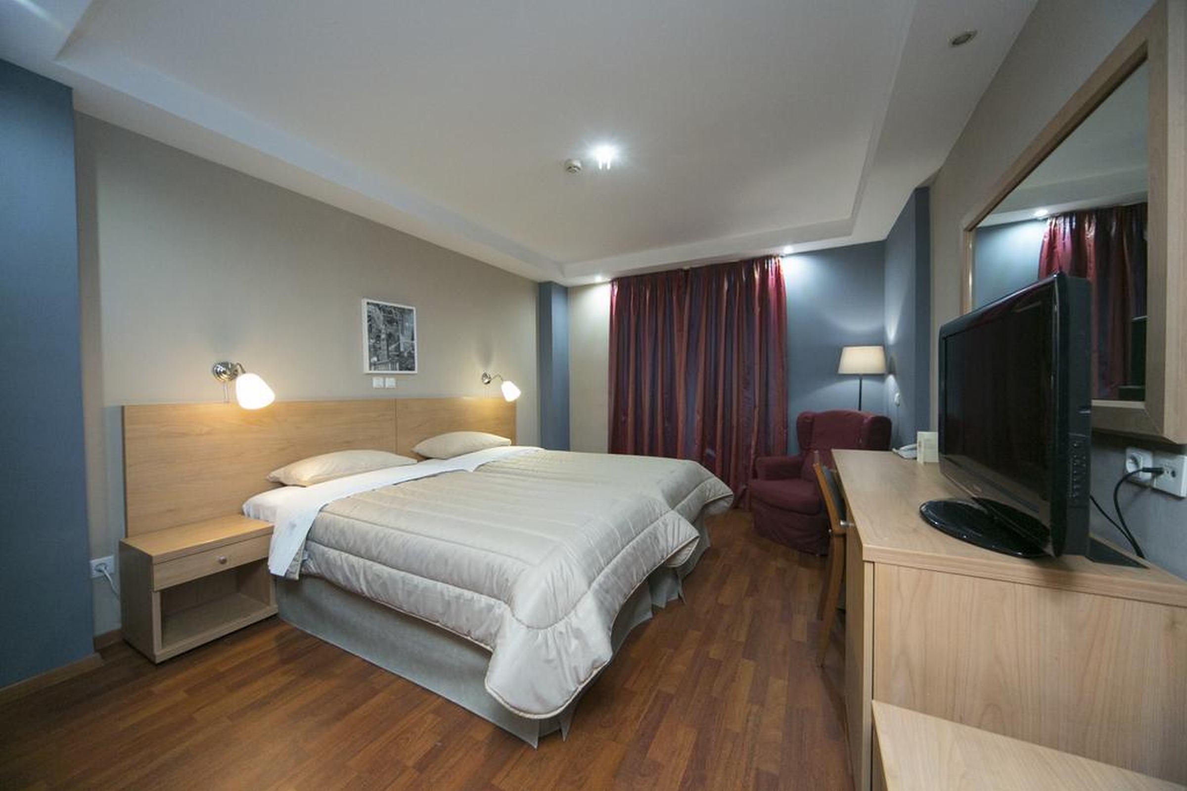 Athina Airport Hotel Thermi Luaran gambar